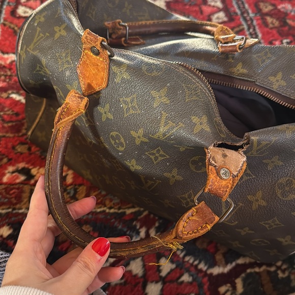 Louis Vuitton Damaged Authetic Flawed Flaws LV Luxury Monogram Speedy Vintage - Picture 3 of 10